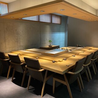 【2023年10月オープン】店内はゆったりと時が流れる和空間