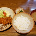 Ichikawa - ランチカツ定食