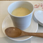 シーズンズレストラン 壱之壱 - ズワイガニのほぐし入り茶碗蒸し（＾∇＾）