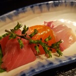 Aoyama Kiiro - 本日の鮮魚のお造り（鮪、甘えび、サーモン）