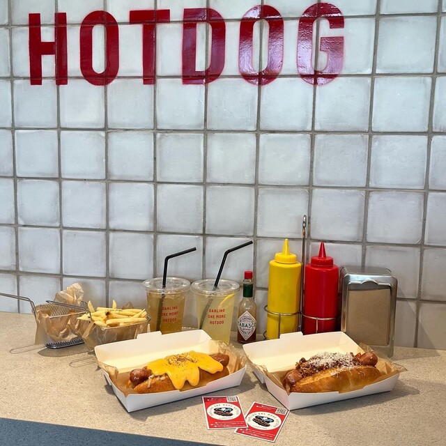 口コミ一覧 : DARLING ONE MORE HOTDOG （ダーリンワンモアホットドッグ） - 大阪城公園/ホットドッグ [食べログ]