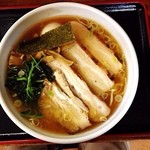 喜奴屋 - 醤油チャーシューメン。