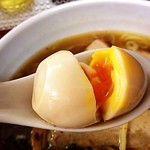 喜奴屋 - 味玉。