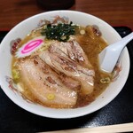 手打ラーメン 栄楽 - 