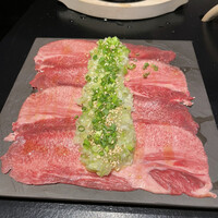 老舗精肉店直送 千種焼肉 飛騨牛の奴隷 千種店 - 