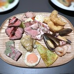 222042092 - どれもいいお味ですけれど、中でも海老フリットとハムが美味しい。