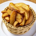 スパイスポテトフライ