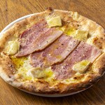 <PIZZA>ピッツァベーコンカマンベール