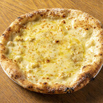 <PIZZA>クアトロフォルマッジ