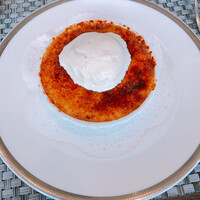 R restaurant & bar - 