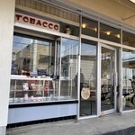 RET COFFEE - タバコの看板は有るけど、タバコは有りません(๑˃̵ᴗ˂̵)