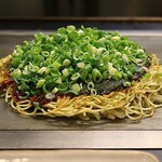 おはら - 広島焼き(大 1,200円)
ねぎのせ(+300円)
