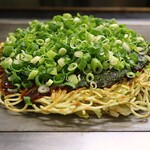 おはら - 広島焼き(大 1,200円)
ねぎのせ(+300円)