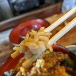 天ぺい - 濃いめの天汁が掛かった御飯