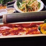 韓サラン - 『コチュジャンサムギョプサル』 コチュジャンで熟成させ、うま辛く仕上げました。 