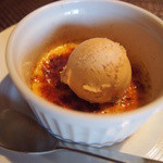 ラ ターブル ド カフェ ゾウ - デザート：クレームブリュレと栗アイスクリーム