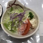 Shokujidokoro Kojika - サラダも嬉しい、スープが有れば尚良しなのですが