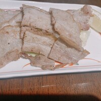 赤坂うまや - もちぶたの炭火焼き