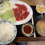 マルミツ食堂 - 焼肉定食(牛ロース)