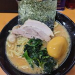 横浜ラーメン 湘家 - 味玉醤油ラーメン930円