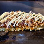 Okonomiyaki Hayashi - 令和5年10月
                      営業時間(12:00〜23:00)
                      ブタ玉モダン焼き 税込600円