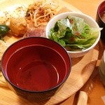 旬菜食健 ひな野 - 目立っているのは天つゆね。