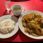 南海飯店 - かたい焼ソバ＋ライス