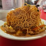 南海飯店 - かたい焼ソバの麺