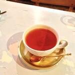 カフェ ウワイト - いちご紅茶