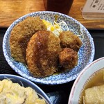 鶴亀 - カキフライ＋コロッケ