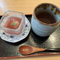 豆富料理と吟醸せいろ蒸し 八かく庵 大阪ステーションシティ店 - 