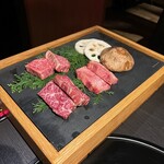 Yakiniku Ushijirushi - お肉たち2