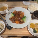 丸の内 タニタ食堂 - 