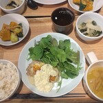 丸の内 タニタ食堂 - 