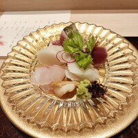 日本料理 はなの - 鰹の藁焼き、鯛、いか、とり貝