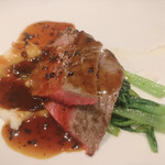 キャトルラパン - とろける黒毛和牛