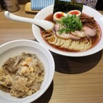 Rock’anDo - 豚そば＋味玉＋サーモンと舞茸の炊込みご飯