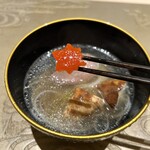 肉割烹ふたご - 松茸のお椀　　もみじパプリカ