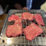 牛肉卸問屋直営 焼肉ホルモン八重山おときち - 