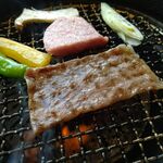 叙々苑 - ●ﾗﾝﾁ 単品。中瓶B1000+ｼｬﾝﾊﾟﾝﾎﾞﾄﾙ14000+ﾊﾗﾐ3200+肉厳選三点盛7800+鮑ｱﾜﾋﾞ粥1600+石焼ﾋﾞﾋﾞﾝﾊﾞ1700+桃ｼｬｰﾍﾞｯﾄ1100=30,400円