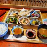 京の米料亭 八代目儀兵衛 - 