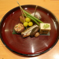 日本料理 たかむら - 前菜、卵焼き、銀杏、衣かつぎ、本ししゃも、大黒しめじなど
