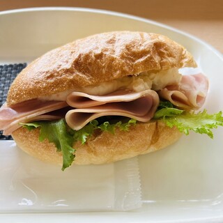 カフェ・ド・パリ_1