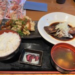 Kaisen Sushi Izakaya Shichifuku - 日替わり定食