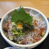 日本橋兜町 久治 - 海鮮まかない丼