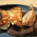 Makkosu - チャーシュー丼定食の餃子