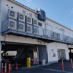 ブロンコビリー - 店舗裏側