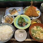 多賀山 - 盛り合わせ定食（あじフライ）