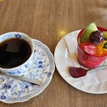 珈琲館 - コーヒーとケーキ