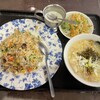 Chuugoku Kateiryouri Mabo Hanten - サービス・ランチ（炒飯＋高菜とたまごの塩ラーメン＋サラダ＋デザート）